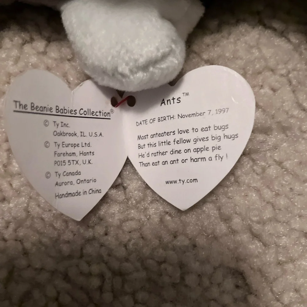 TY Beanie Baby Anteater Plush - Gray and White with Tags